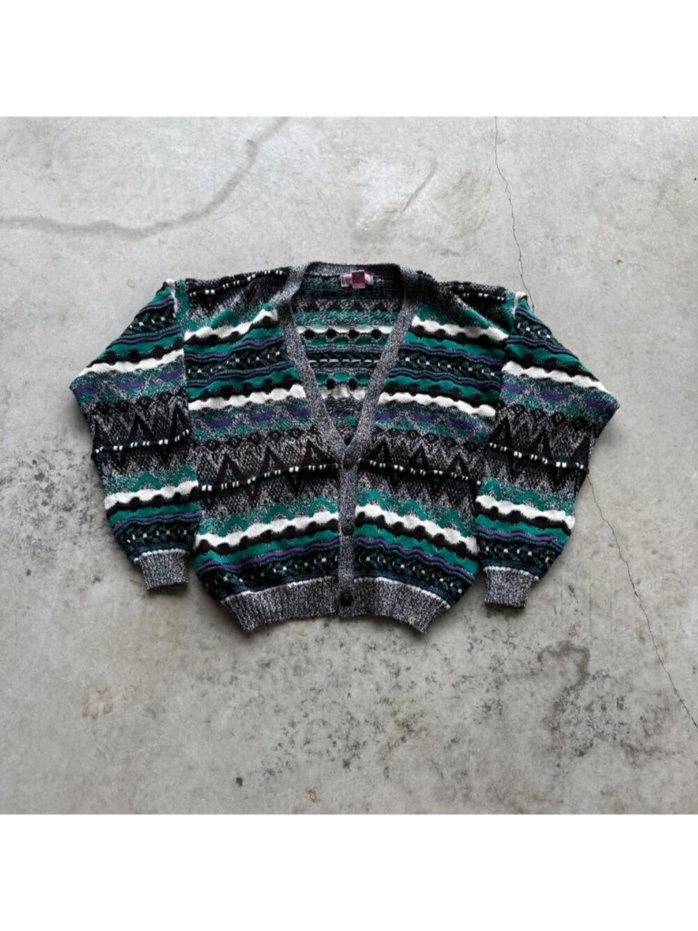 Vintage 90s Green & Black Patterned 3D Knit Cardigan ⚡️